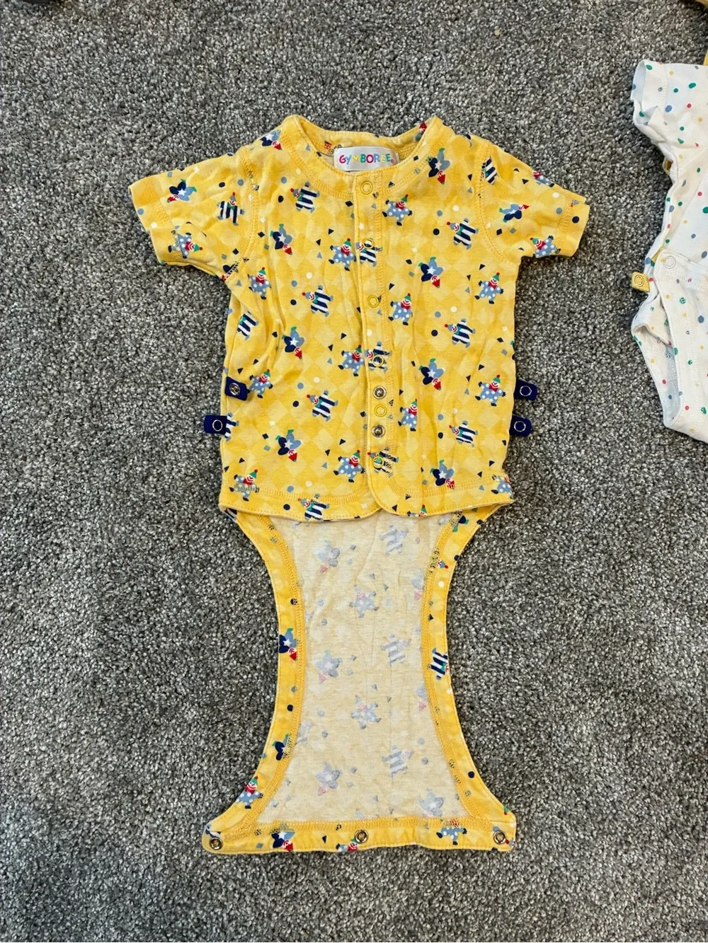 Vintage Gymboree rainbow tag onesie Pack